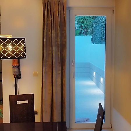 Отель House Lipo Макарска Экстерьер фото